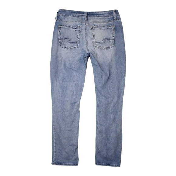 Silver Avery Straight High Rise Crop Distressed Light Wash Jean Size 30 - Picture 5 of 16